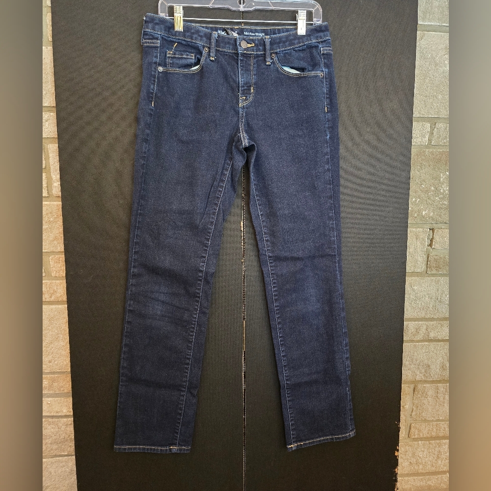 Massimo mid-rise straight jeans size 6R 28 waist